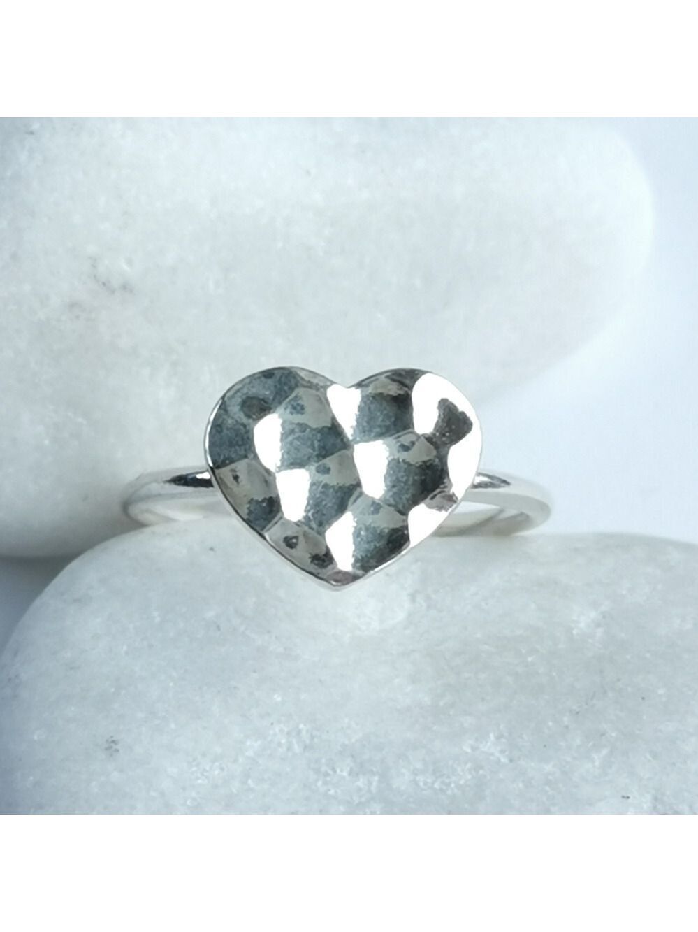 Sterling Silver Heart Ring sz 6 Hammered finish 🆕
